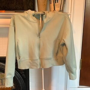 Old Navy girls cropped light green jacket. Worn a few times‎
